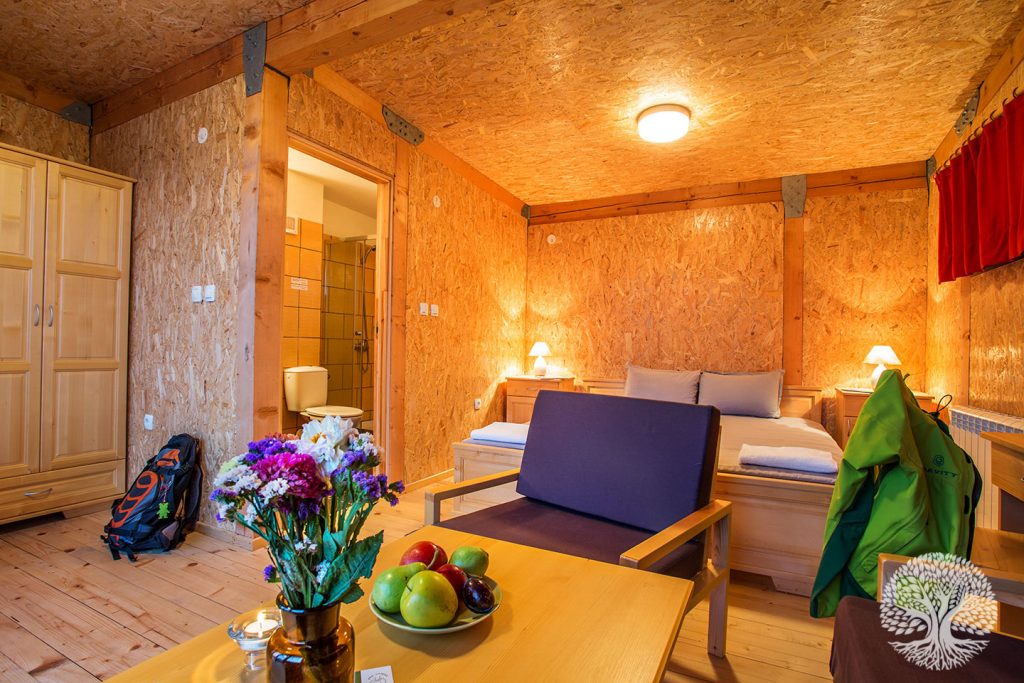 Водно приключение по Струма с нощувка за двама