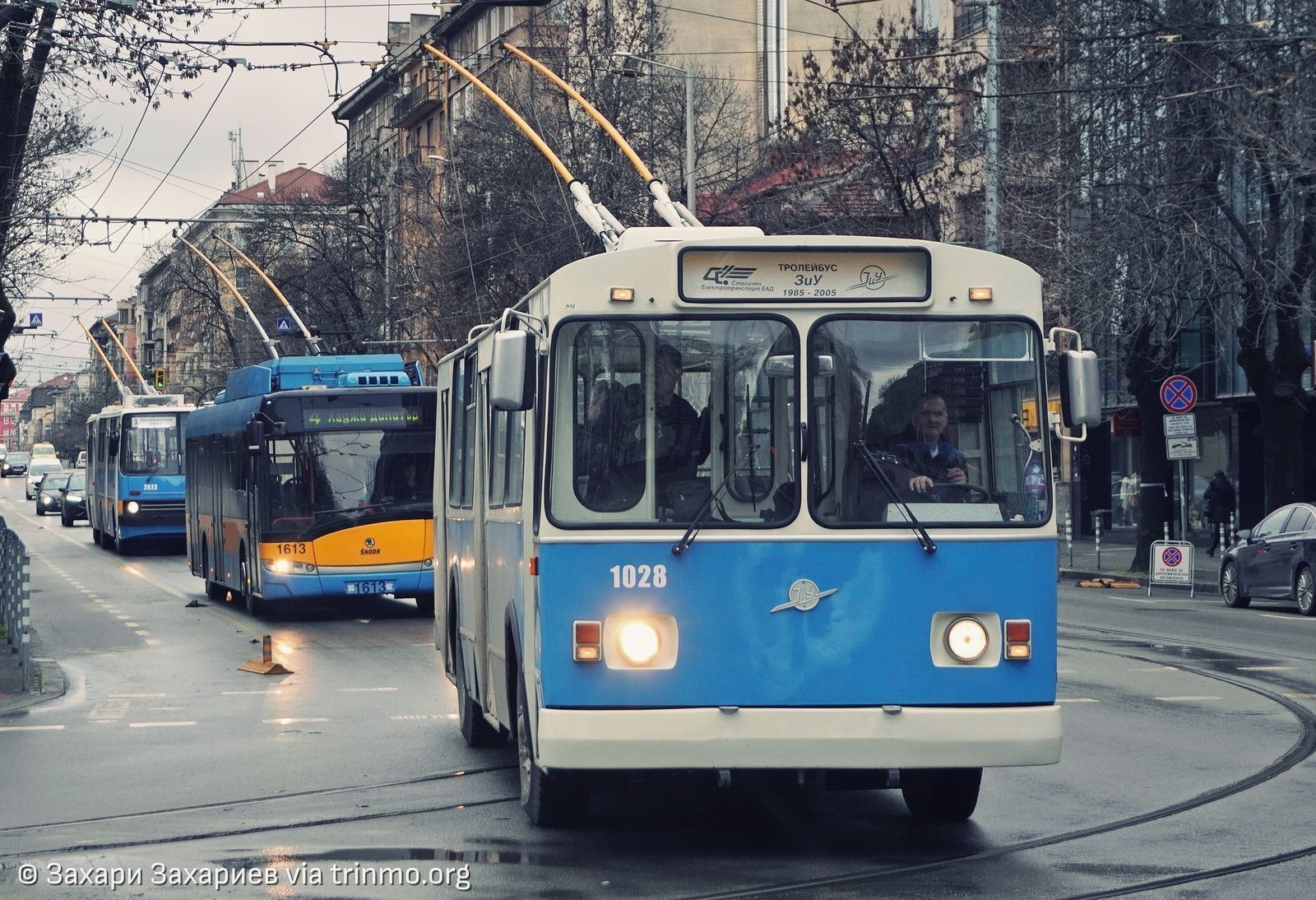 Градско ретро приключение с автентичен тролейбус из София