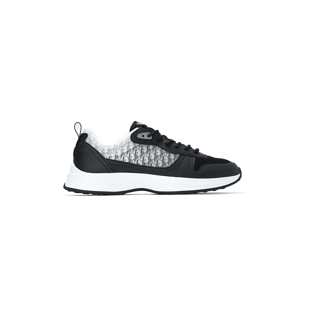 B25 Runner Sneaker