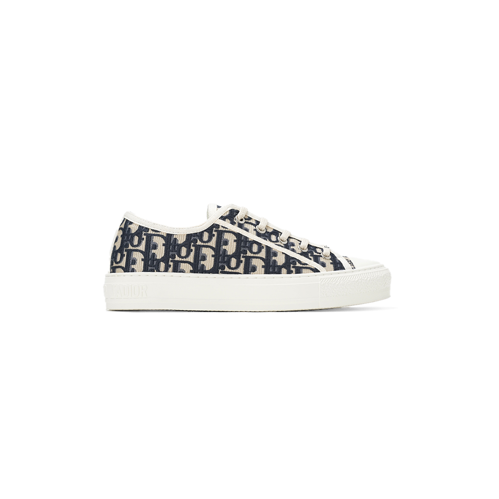 Walk'N'D Embroidered Canvas Low Sneakers