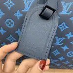 LV Keepall Bandouliere 50