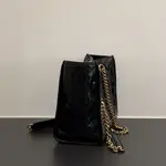 Niki Medium Leather Shoulder Bag