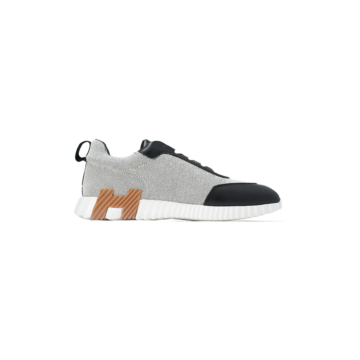 Bouncing Sneakers Prunoir